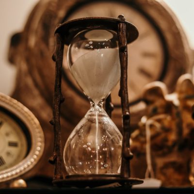 antique-classic-clock-1095601