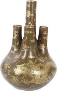 Qing Qianlung Period Gilt Dragon Vase