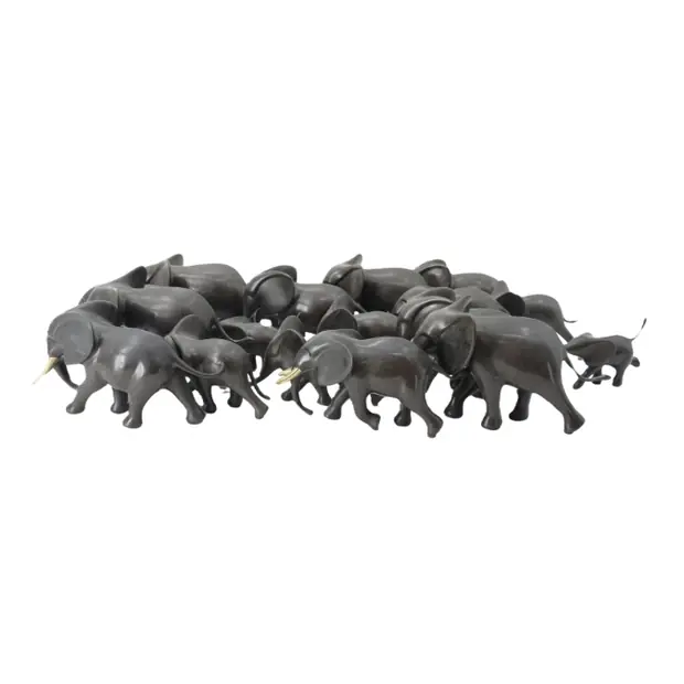 Loet Vanderveen (1921-2015) Dutch, Bronze Elephant Herd Sculpture — sold for $6,080 at Sarasota Estate Auction